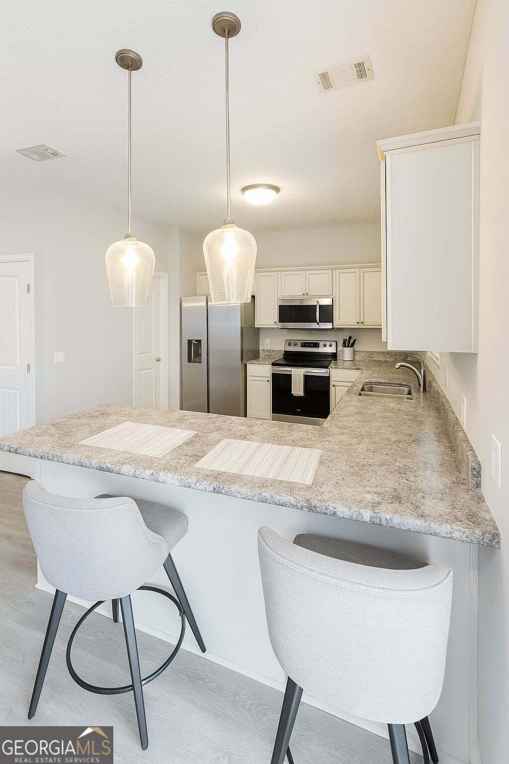 1343 Talmadge Road Allenhurst, GA 31301 - Photo 9 of 43