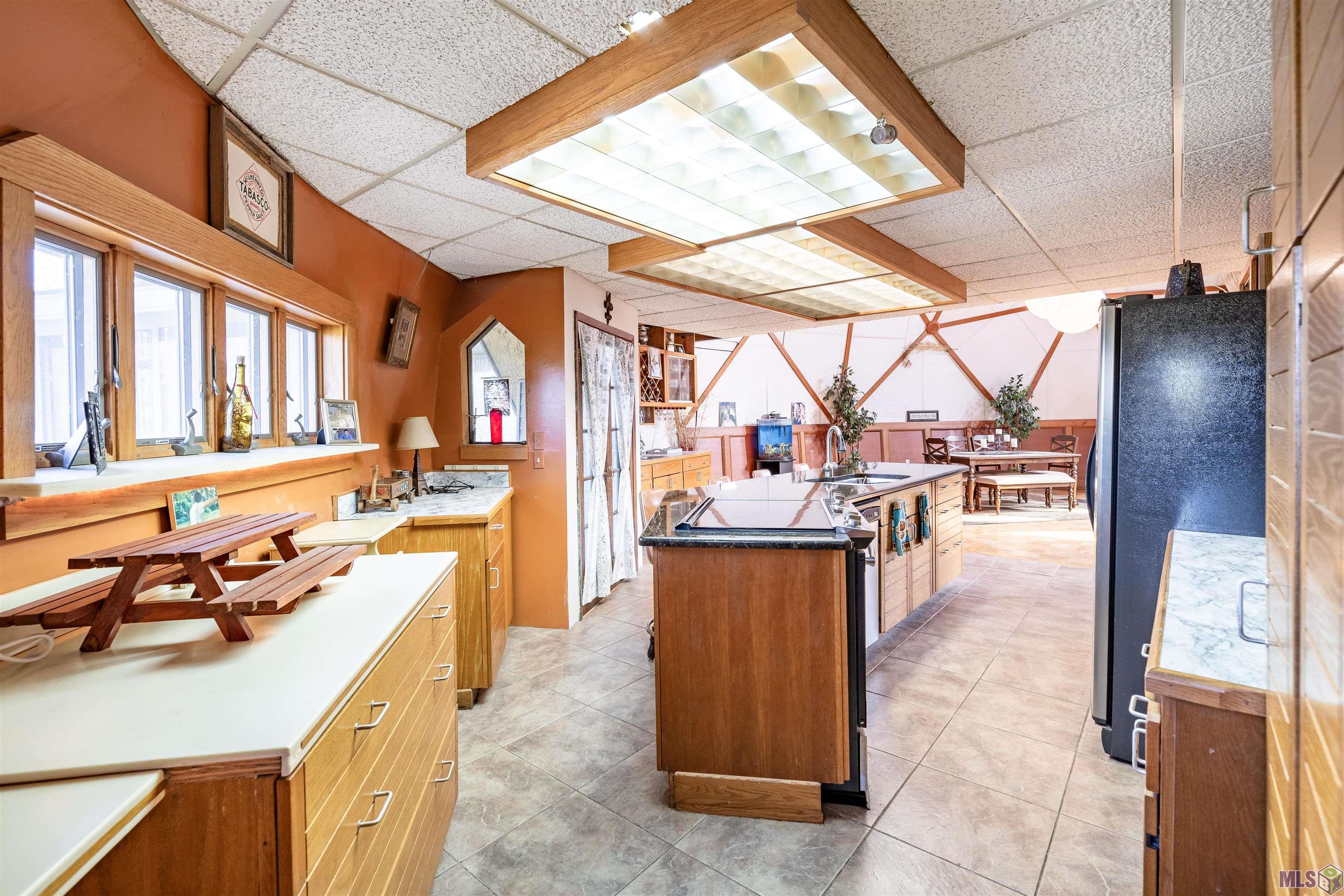 2400 Highway 1 Raceland, LA 70394 - Photo 6 of 35 Kitchen