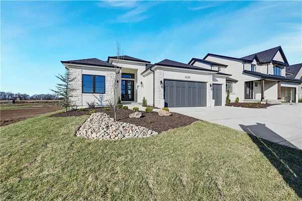 $859,900 | 16220 South Twilight Lane, Olathe, KS 66062