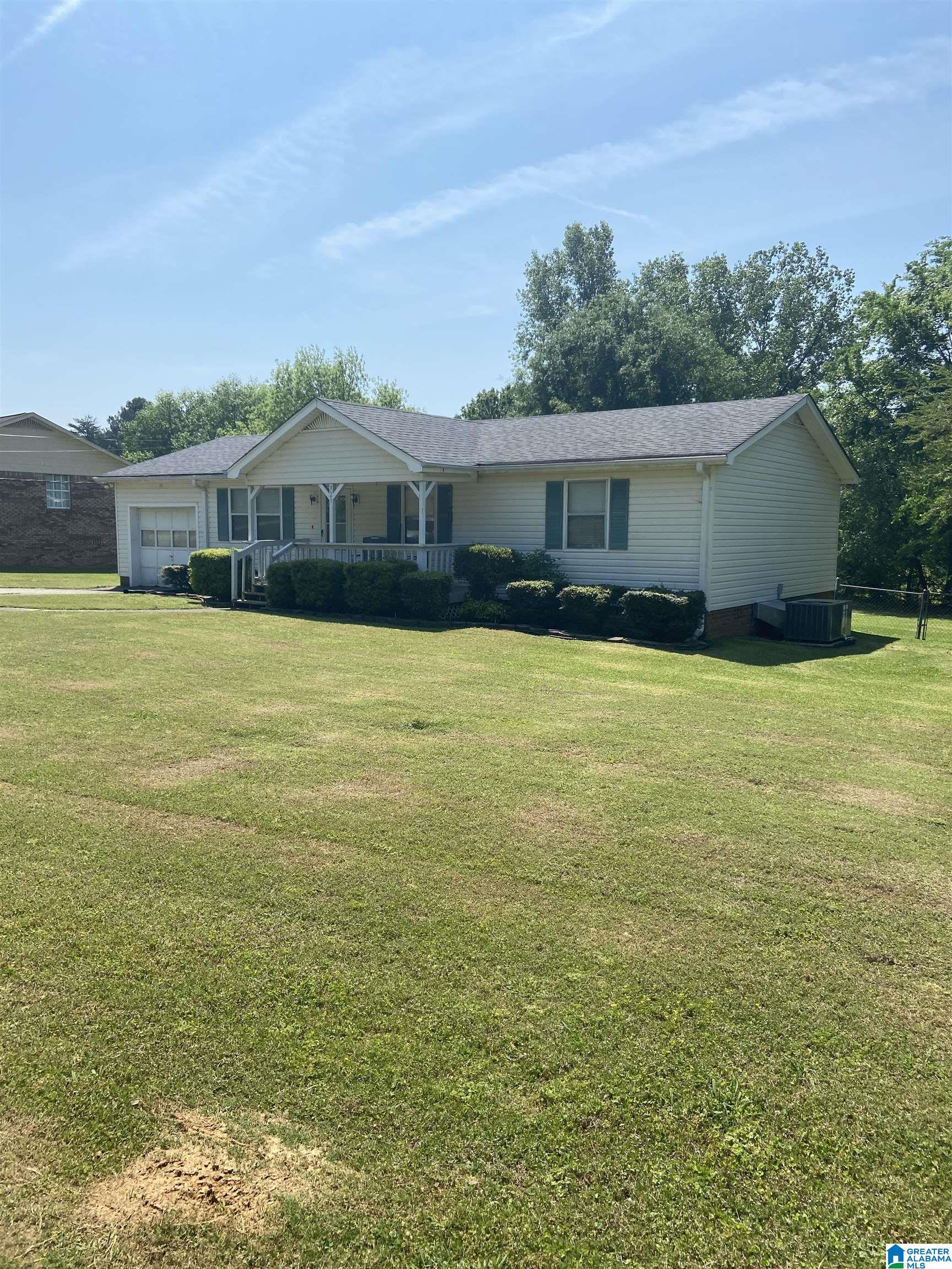 921 Glenn Chapel Road Gardendale, AL 35071 - Photo 2 of 15