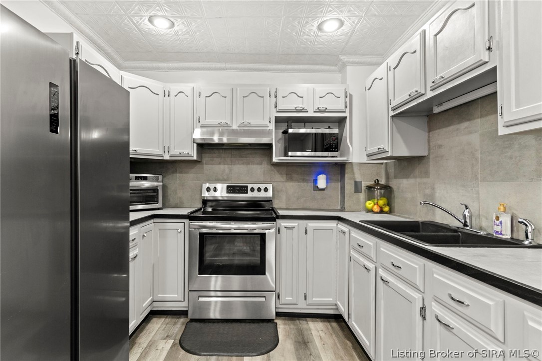 605 Walnut Street Madison, IN 47250 - Photo 13 of 33