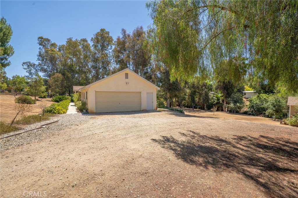 16639 Fox Glen Road Riverside, CA 92504 - Photo 43 of 153