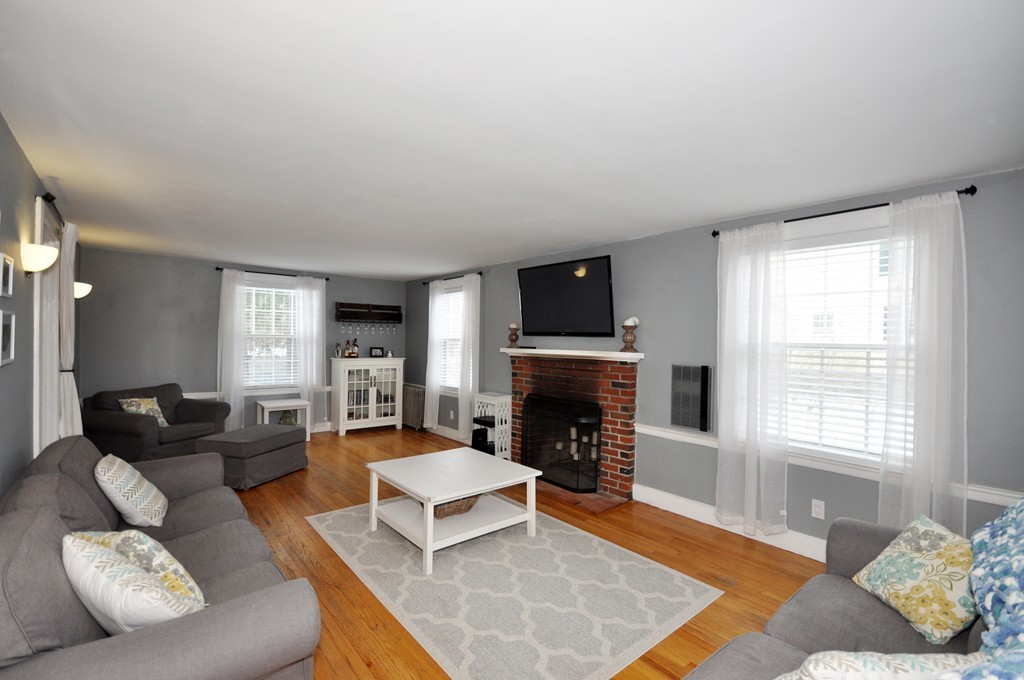 126 Gleasondale Road Stow, MA 01775 - Photo 6 of 12