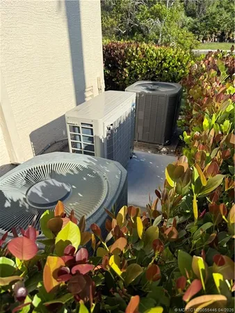 $339,900 | 1560 Southeast Hampshire Way, Unit 204, Stuart, FL 34994