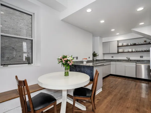 $950,000 | 1335 West Belden Avenue, Chicago, IL 60614