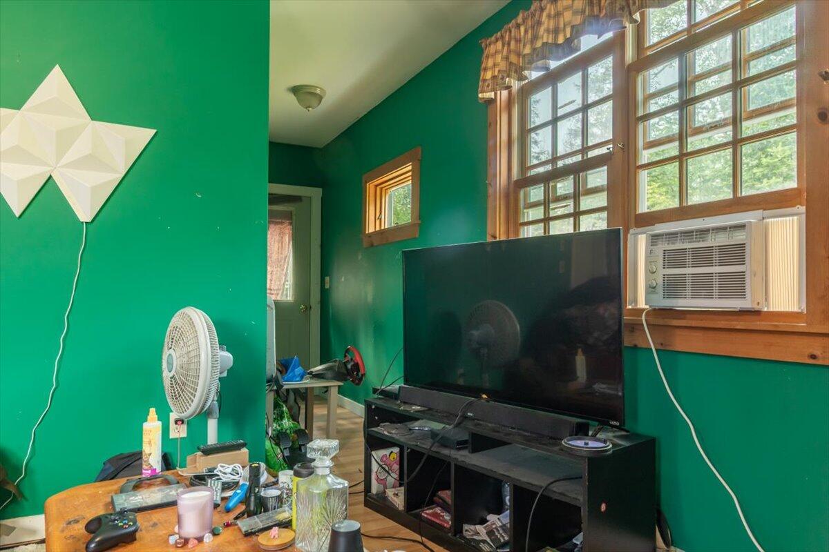 26 Jenkins Road Penobscot, ME 04476 - Photo 36 of 45 Unit 2 - Living room