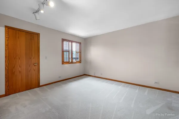 $350,000 | 1751 Pebble Beach Drive, Hoffman Estates, IL 60169