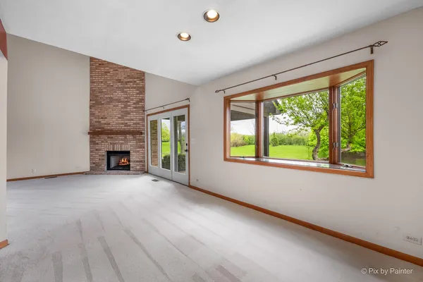 $350,000 | 1751 Pebble Beach Drive, Hoffman Estates, IL 60169