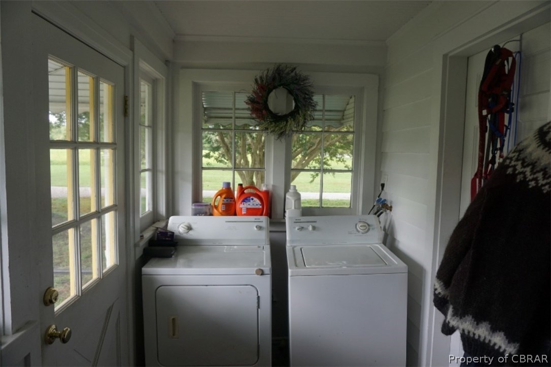 8116 Glass Road Hayes, VA 23072 - Photo 8 of 26 Gallery Image 8