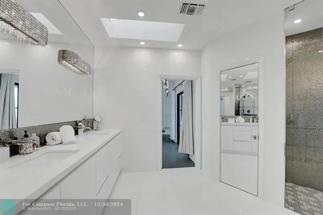 $16,000 | 614 Poinciana Drive, Fort Lauderdale, FL 33301