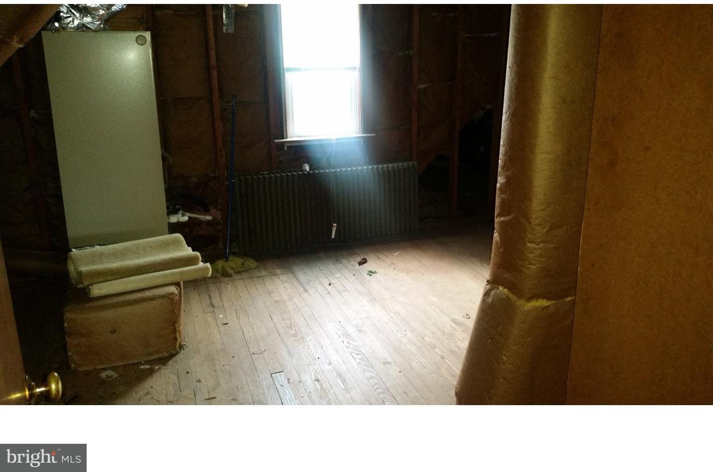 1008 Salem Road Burlington, NJ 08016 - Photo 18 of 24 Bonus Room