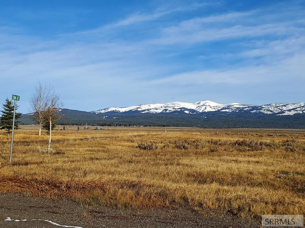 3380 Eagles View Road Island Park, ID 83429 - Photo 5 of 37