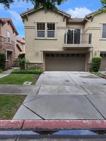 $365,000 | 3301 North Park Drive, Unit 2812, Sacramento, CA 95835