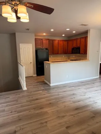 $365,000 | 3301 North Park Drive, Unit 2812, Sacramento, CA 95835