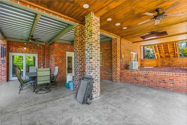 $1,250,000 | 537 Montclaire Drive, Mount Airy, NC 27030