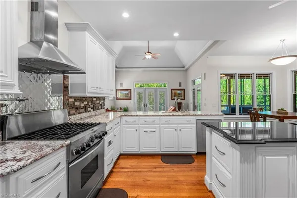 $1,250,000 | 537 Montclaire Drive, Mount Airy, NC 27030