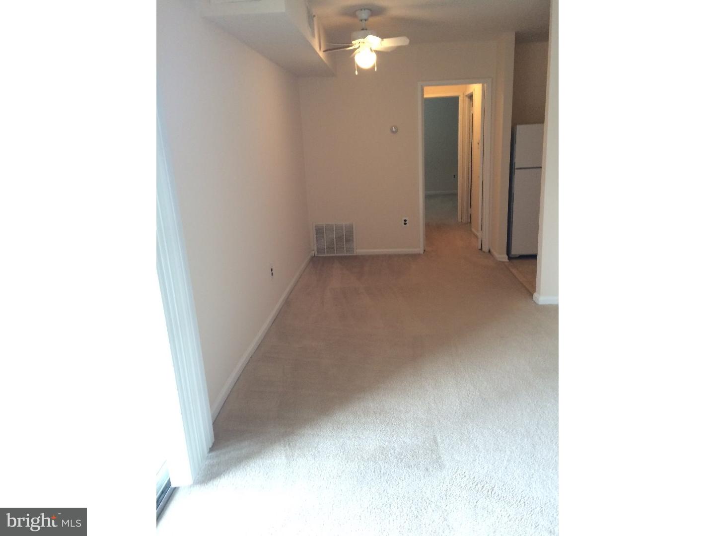 550-apt South Dupont Highway, Unit 8H New Castle, DE 19720 - Photo 7 of 8 Dining Room