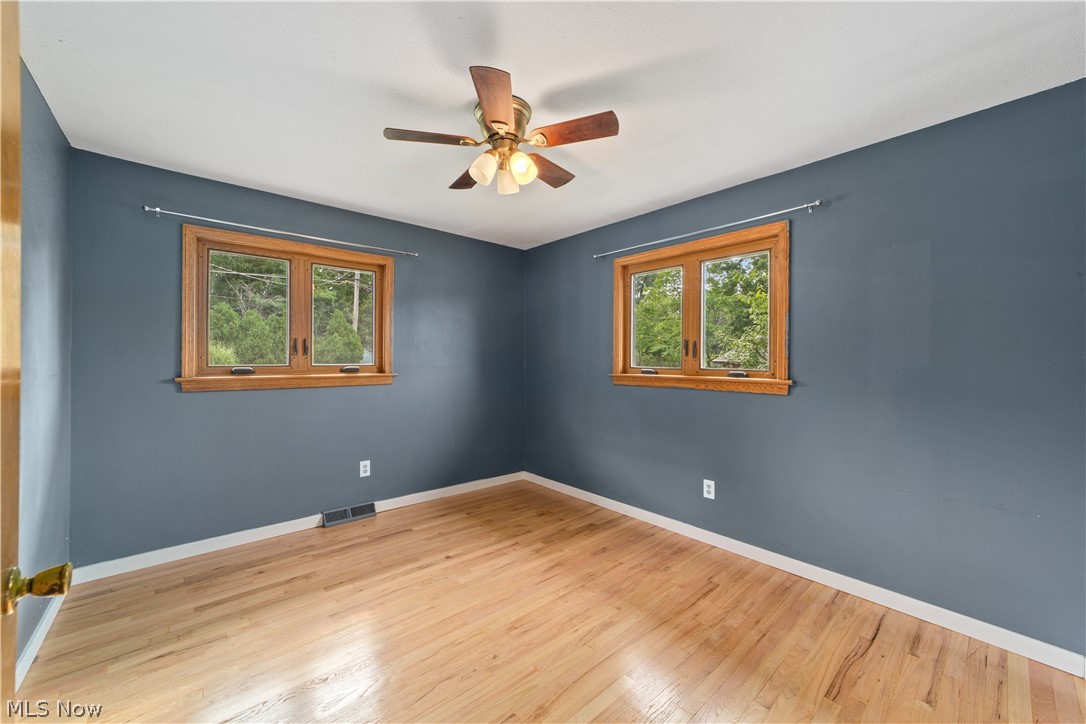 7627 Roeper Road Parma, OH 44134 - Photo 15 of 29