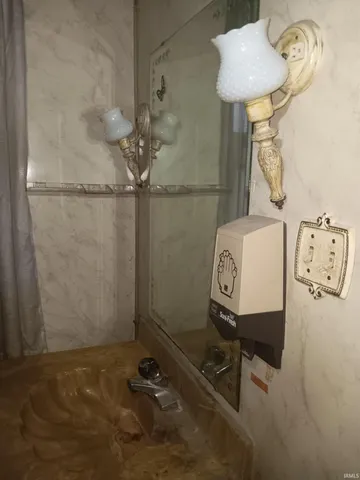 $55,000 | 1408 Main Street, Vincennes, IN 47591