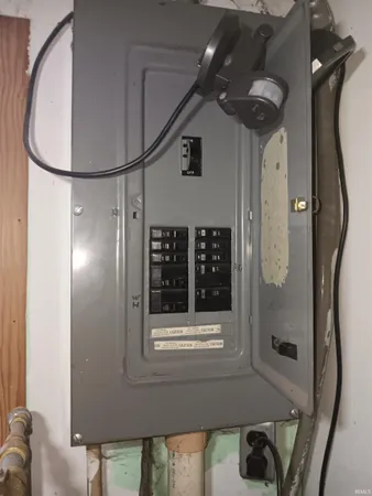 $54,499 | 1408 Main Street, Vincennes, IN 47591