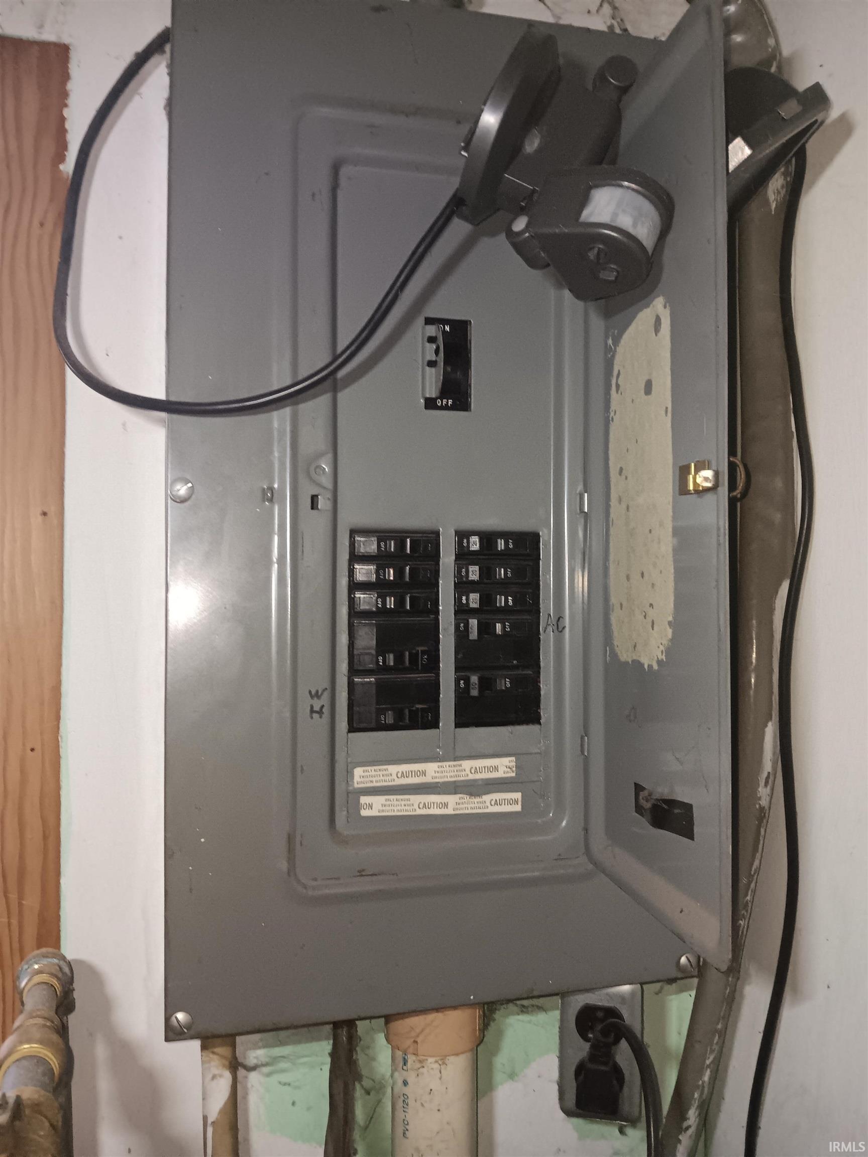 1408 Main Street Vincennes, IN 47591 - Photo 3 of 20