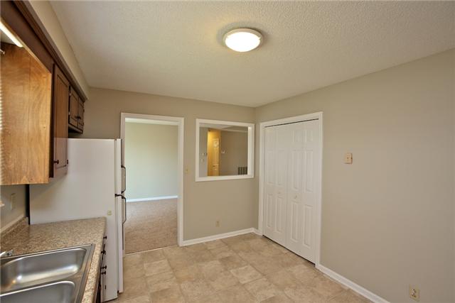 1013 McClardy Road Clarksville, TN 37042 - Photo 11 of 17 Kitchen