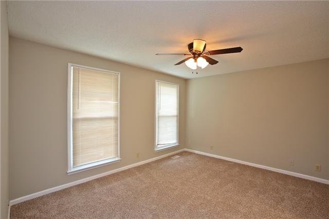 1013 McClardy Road Clarksville, TN 37042 - Photo 12 of 17 Master bedroom