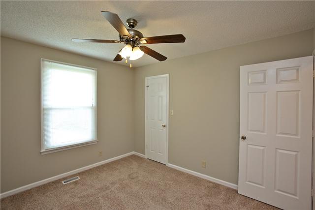 1013 McClardy Road Clarksville, TN 37042 - Photo 14 of 17 Bedroom 2