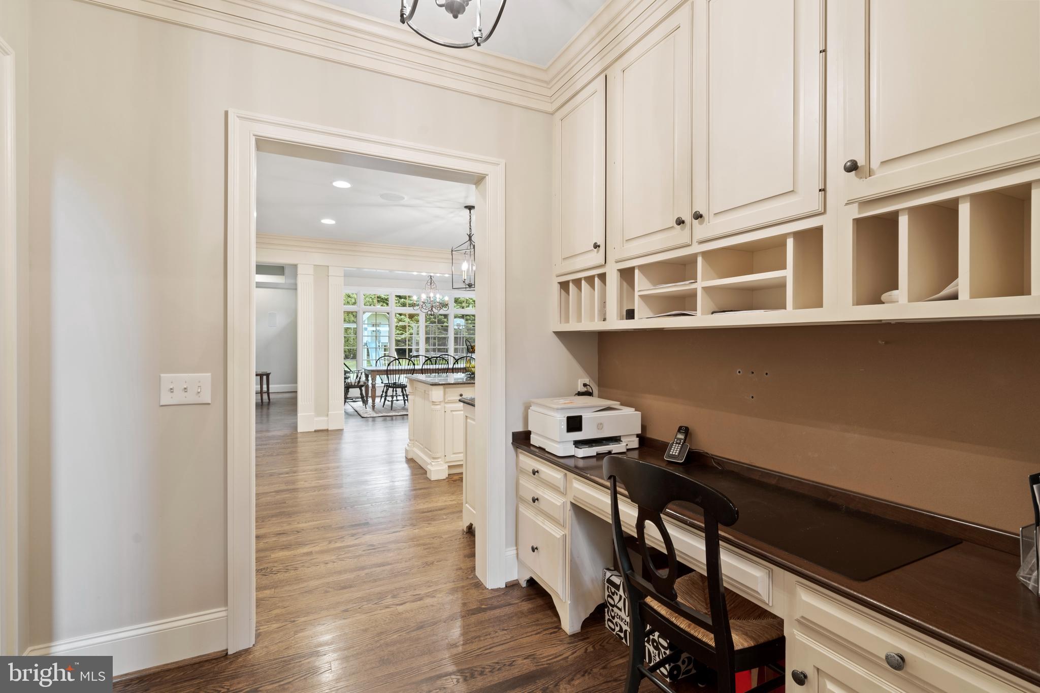 211 Atlee Road Wayne, PA 19087 - Photo 19 of 90 Kitchen workspace