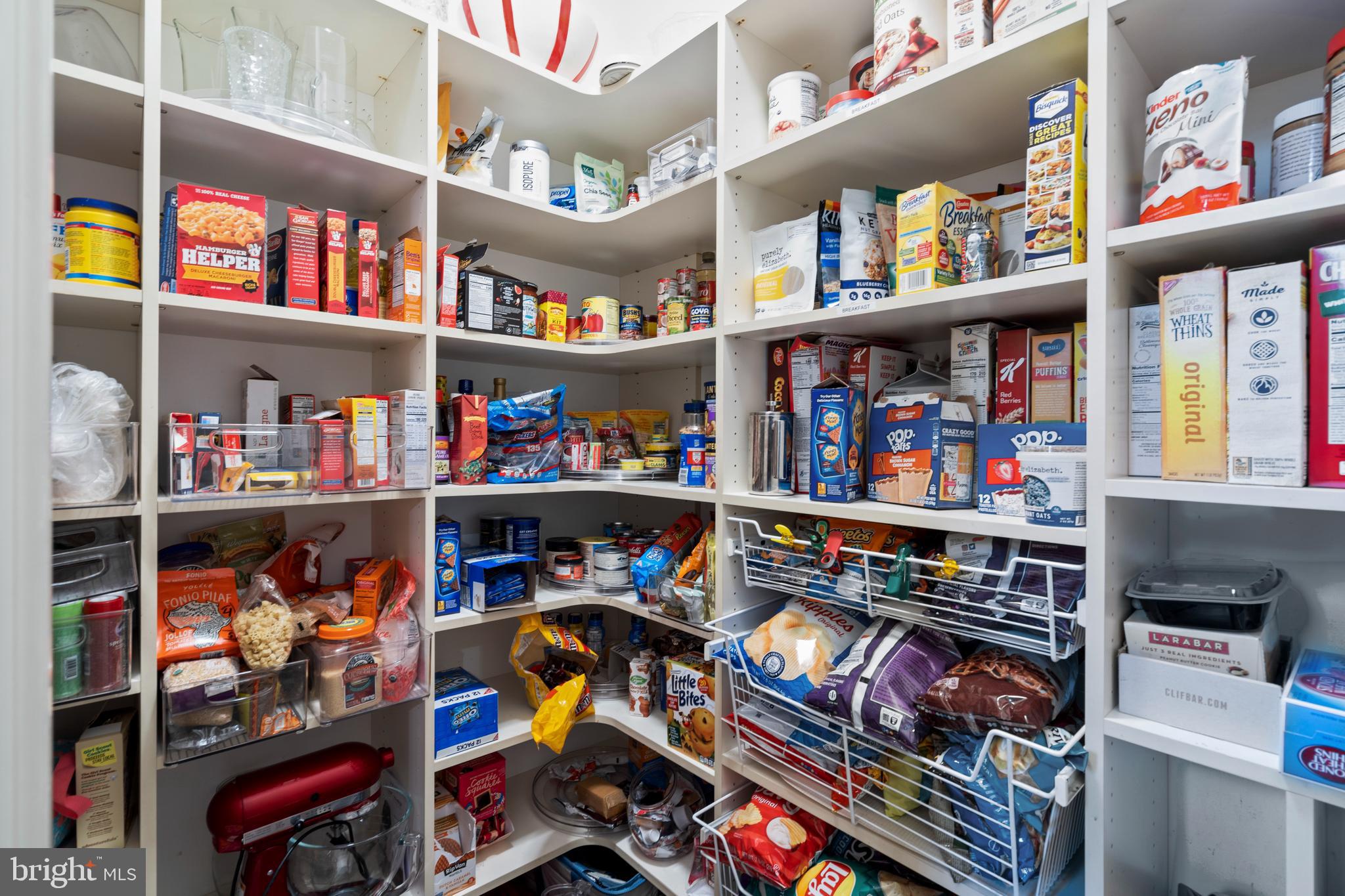 211 Atlee Road Wayne, PA 19087 - Photo 32 of 90 Walk in pantry