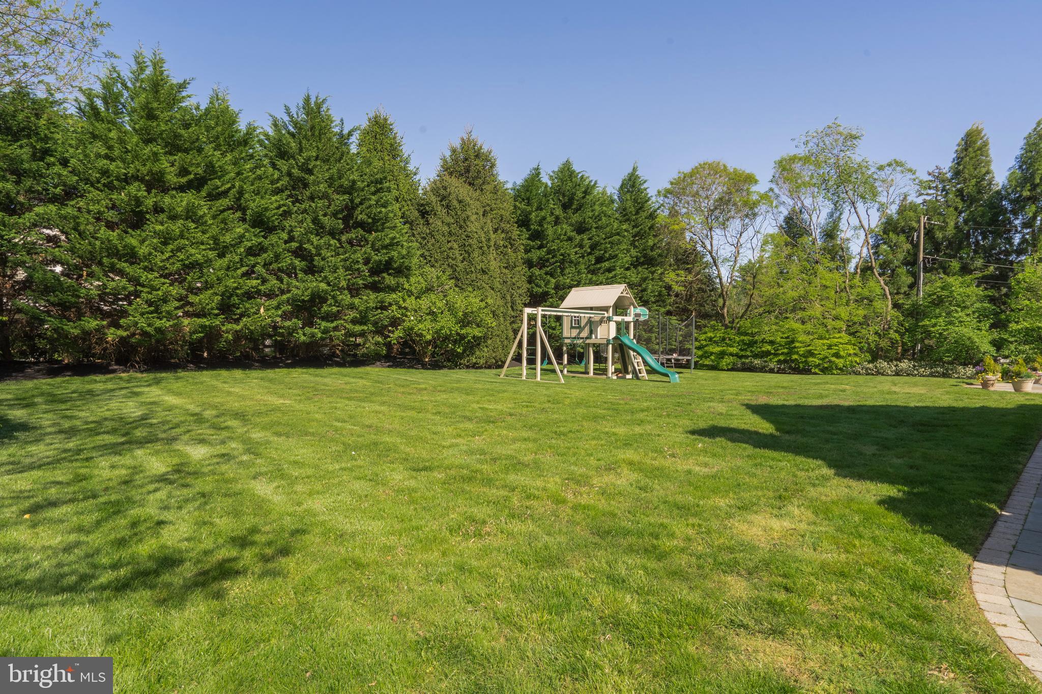 211 Atlee Road Wayne, PA 19087 - Photo 60 of 90 flat and lovely backyard