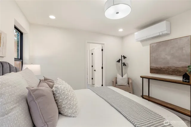 $1,630,000 | 11128 116th Avenue Northeast, Unit 1, Kirkland, WA 98033