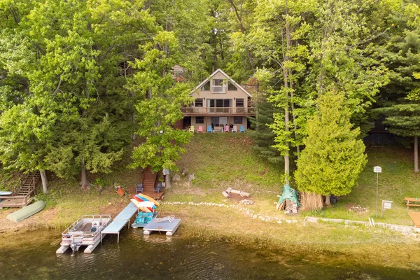 $375,000 | 6387 North Larson Road, Fountain, MI 49410