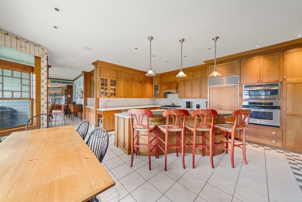 4 Sherburne Way Wareham, MA 02571 - Photo 6 of 42 Gallery Image 6