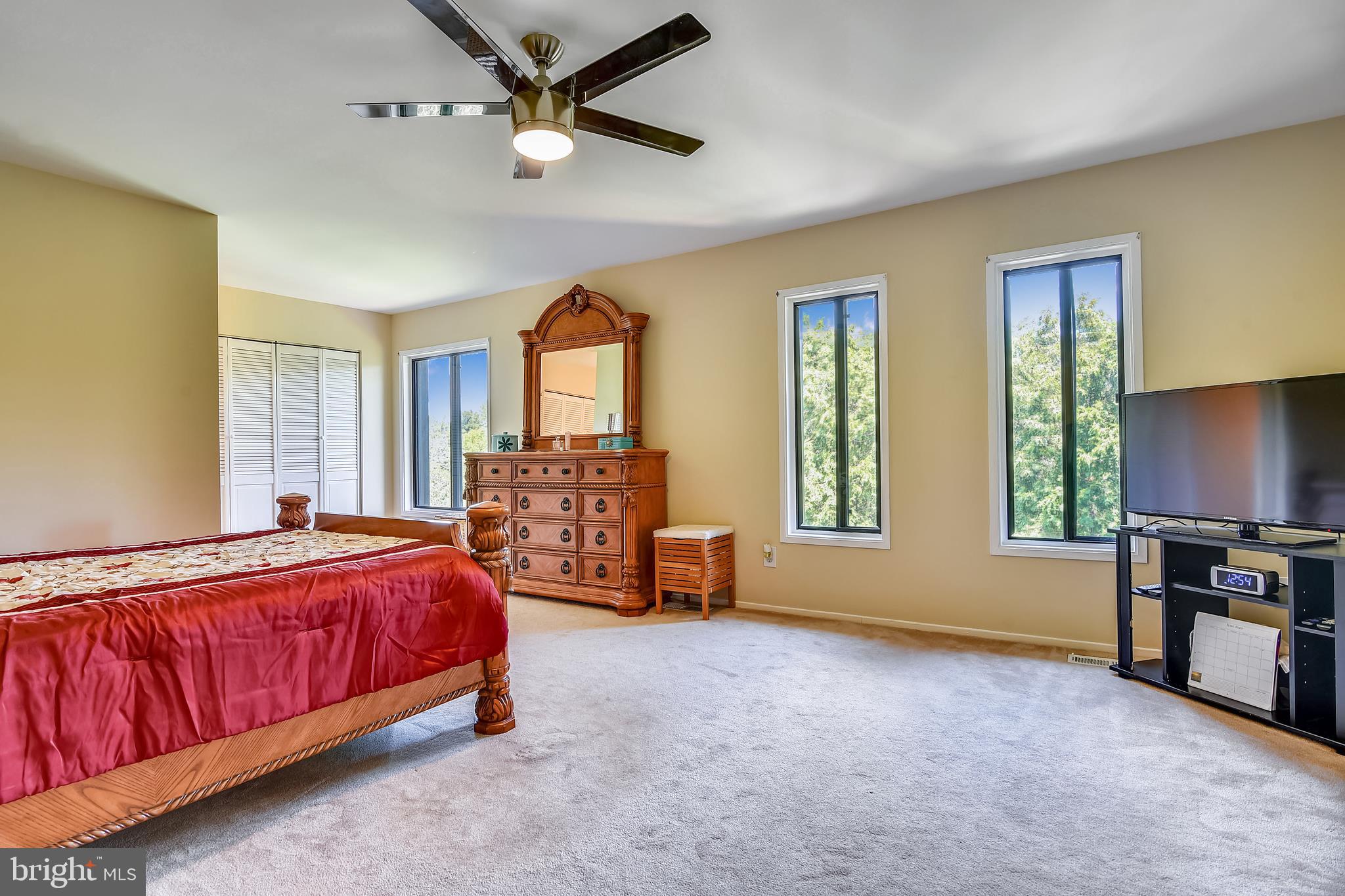 9621 Shadow Oak Drive Montgomery Village, MD 20886 - Photo 7 of 32