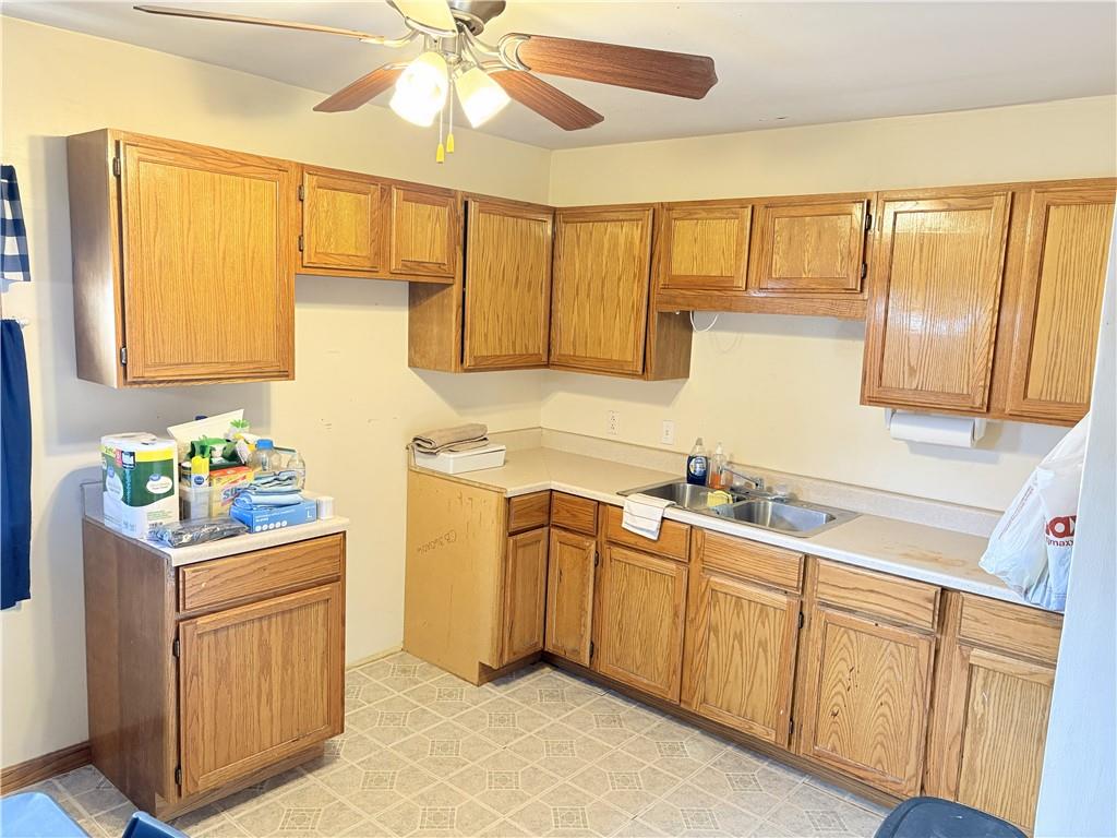 1510 Atchison Street Atchison, KS 66002 - Photo 7 of 22