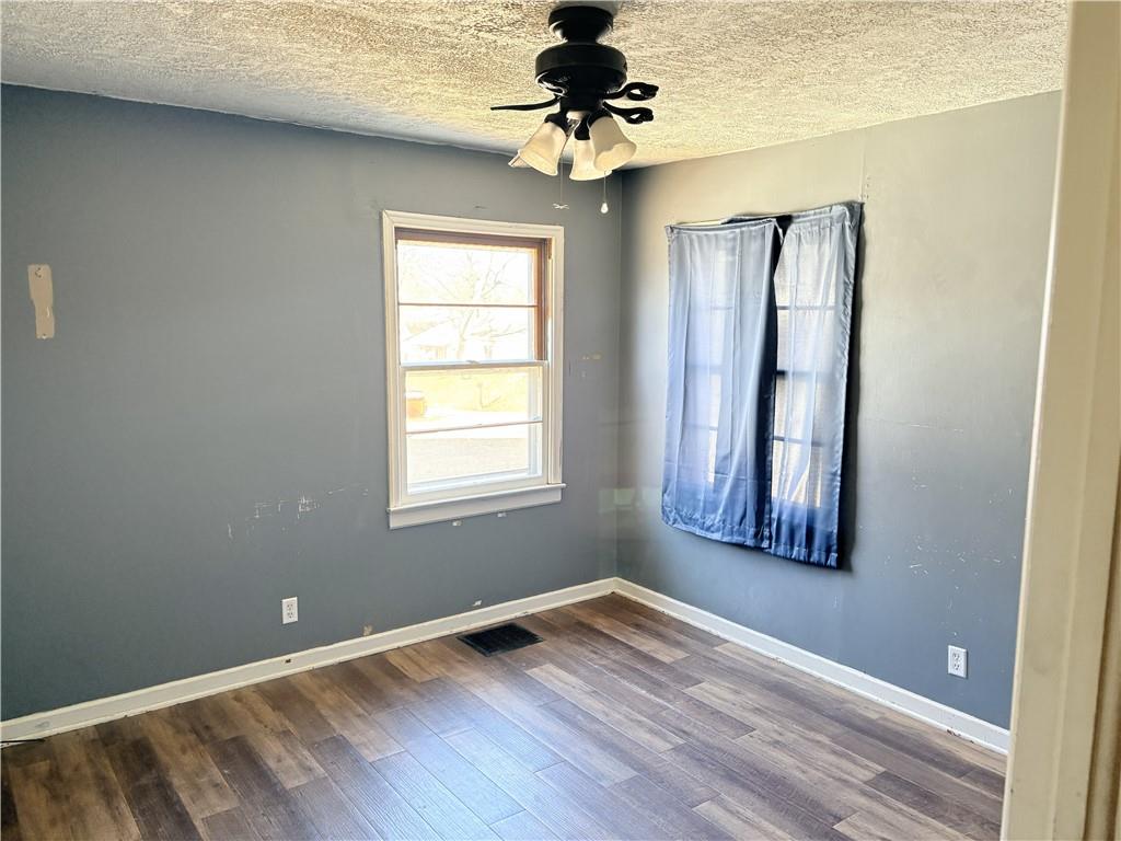 1510 Atchison Street Atchison, KS 66002 - Photo 9 of 22