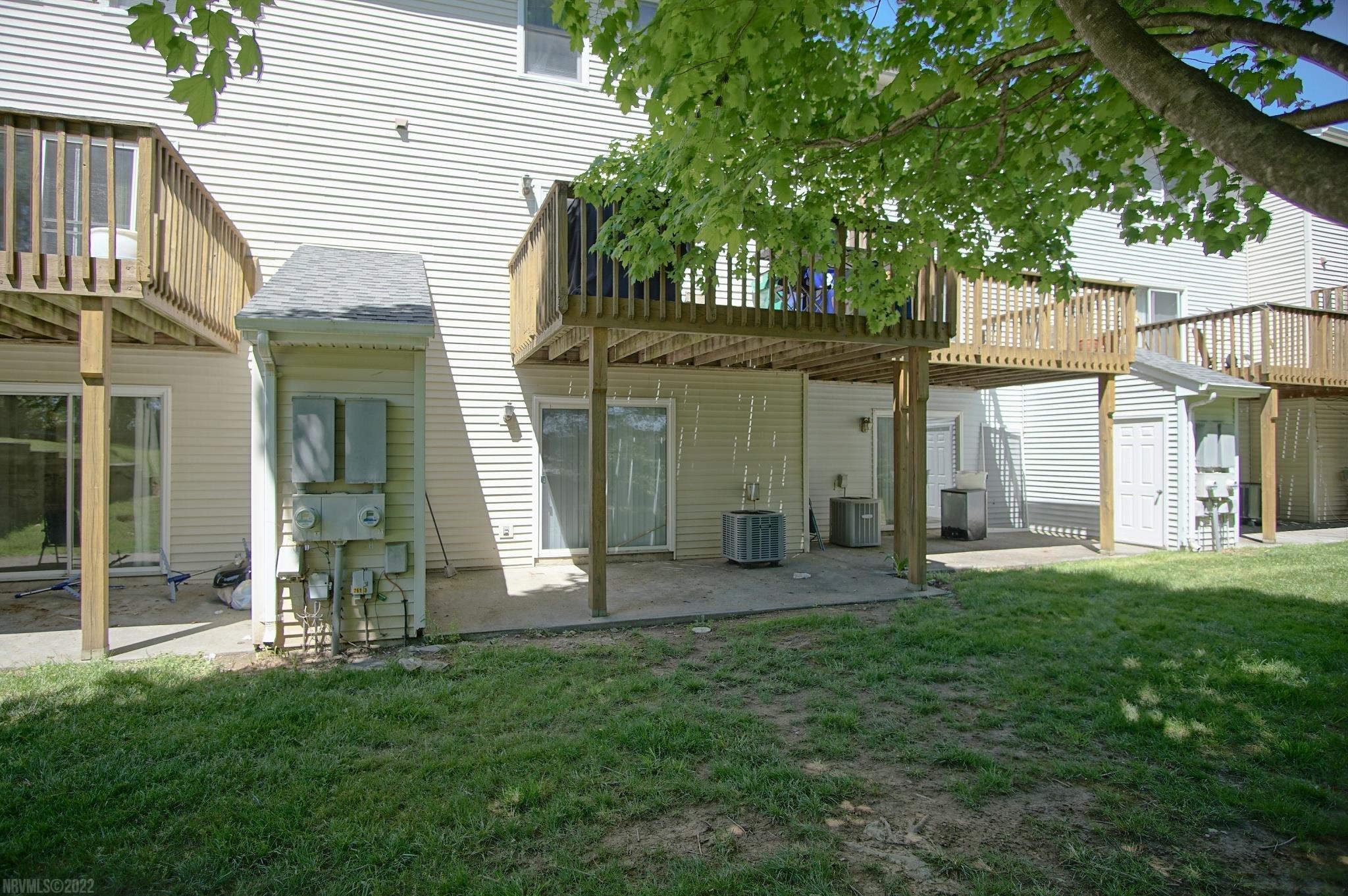 2513 Ridge Road Blacksburg, VA 24060 - Photo 2 of 40 Gallery Image 2