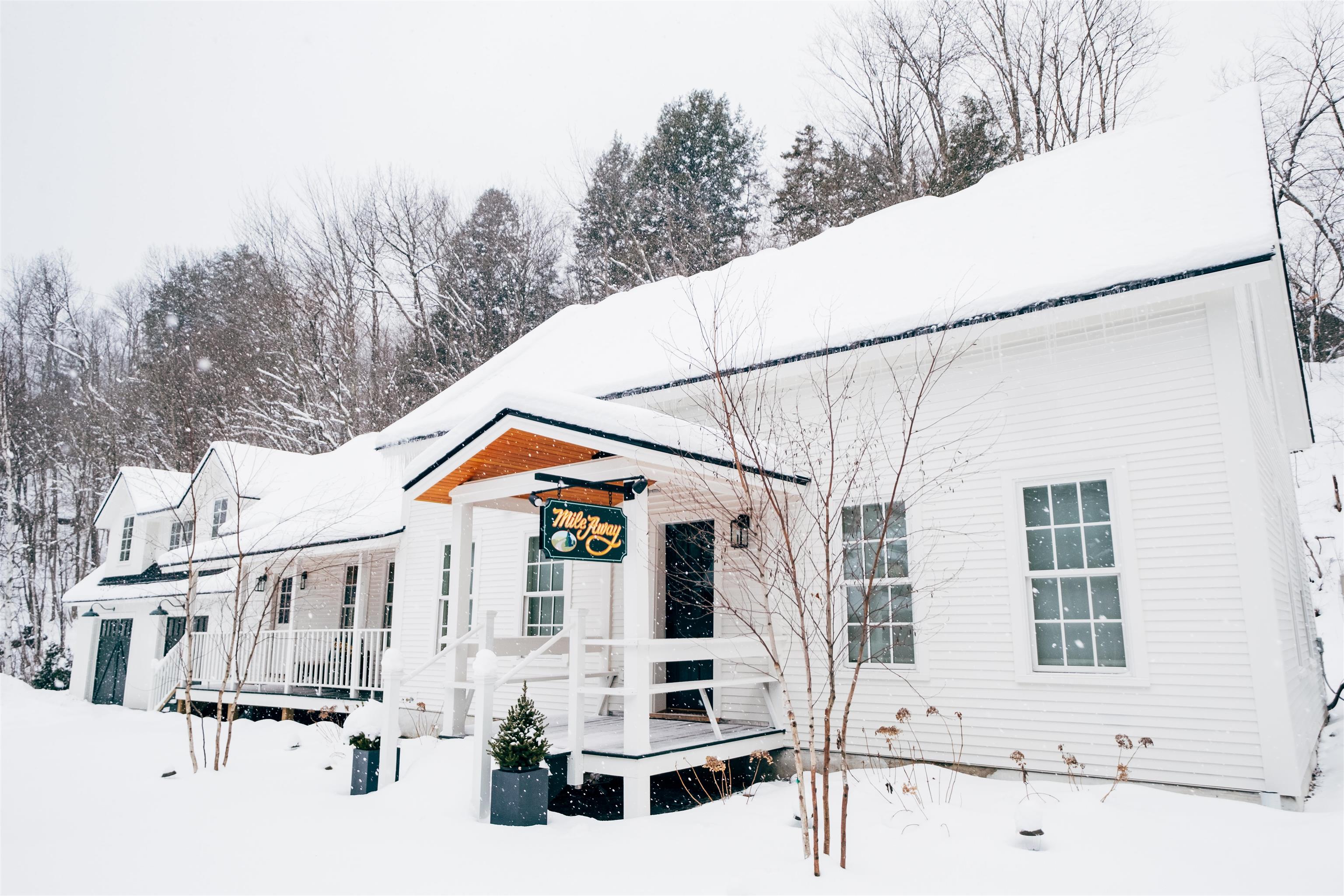 4656 Mountain Road Stowe, VT 05672 - Photo 2 of 60