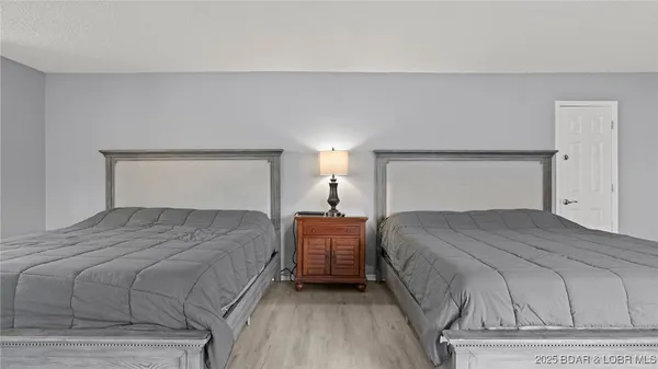 $425,000 | 306 Seabright Drive, Osage Beach, MO 65065