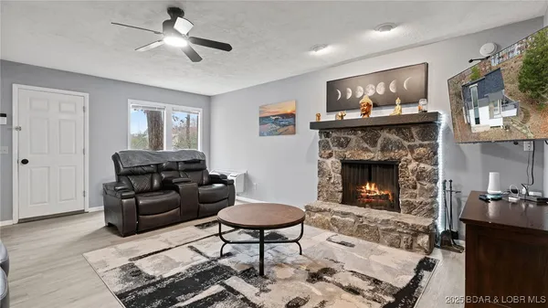$425,000 | 306 Seabright Drive, Osage Beach, MO 65065
