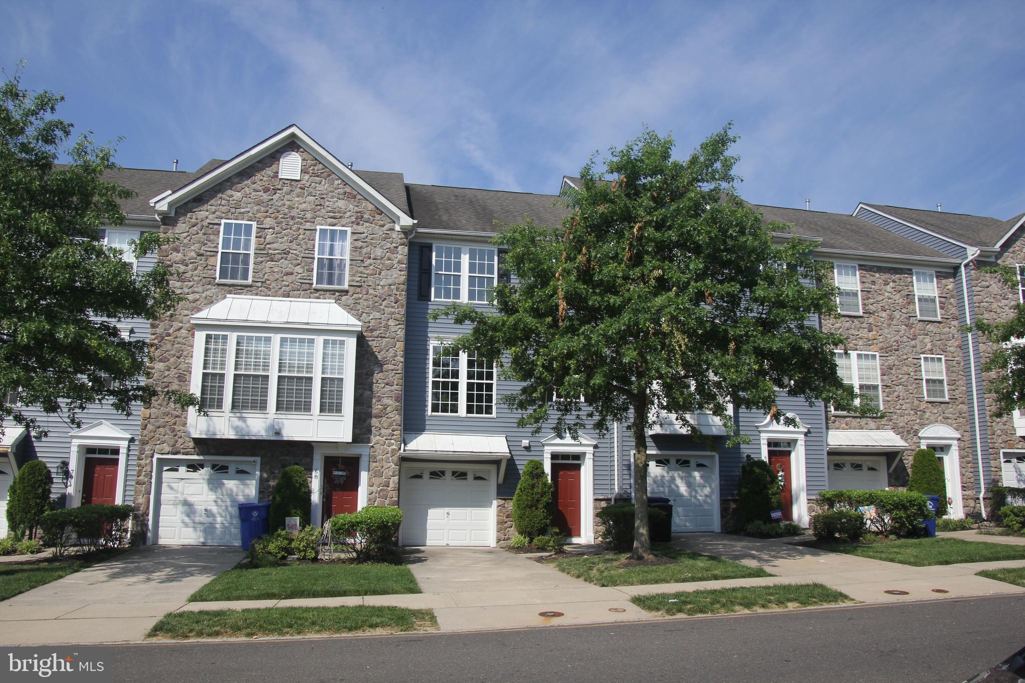 66 River Lane Riverside, NJ 08075 - Photo 2 of 36