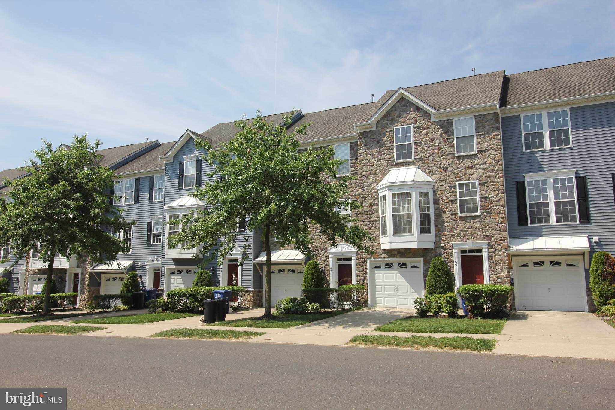 66 River Lane Riverside, NJ 08075 - Photo 3 of 36