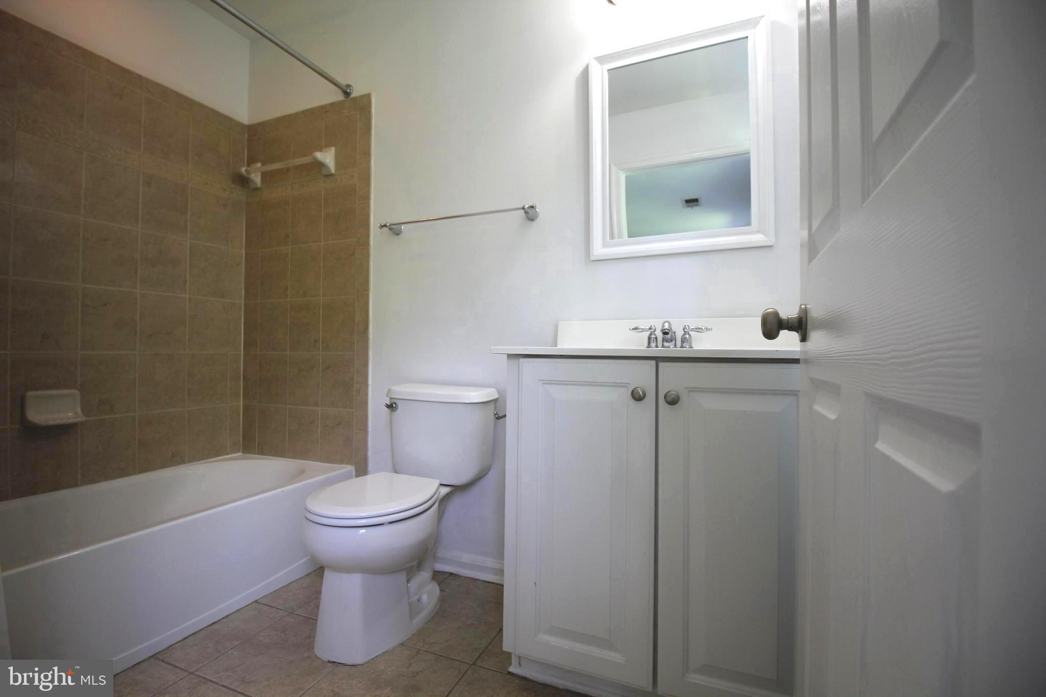 66 River Lane Riverside, NJ 08075 - Photo 23 of 36 1st Master Bathoom