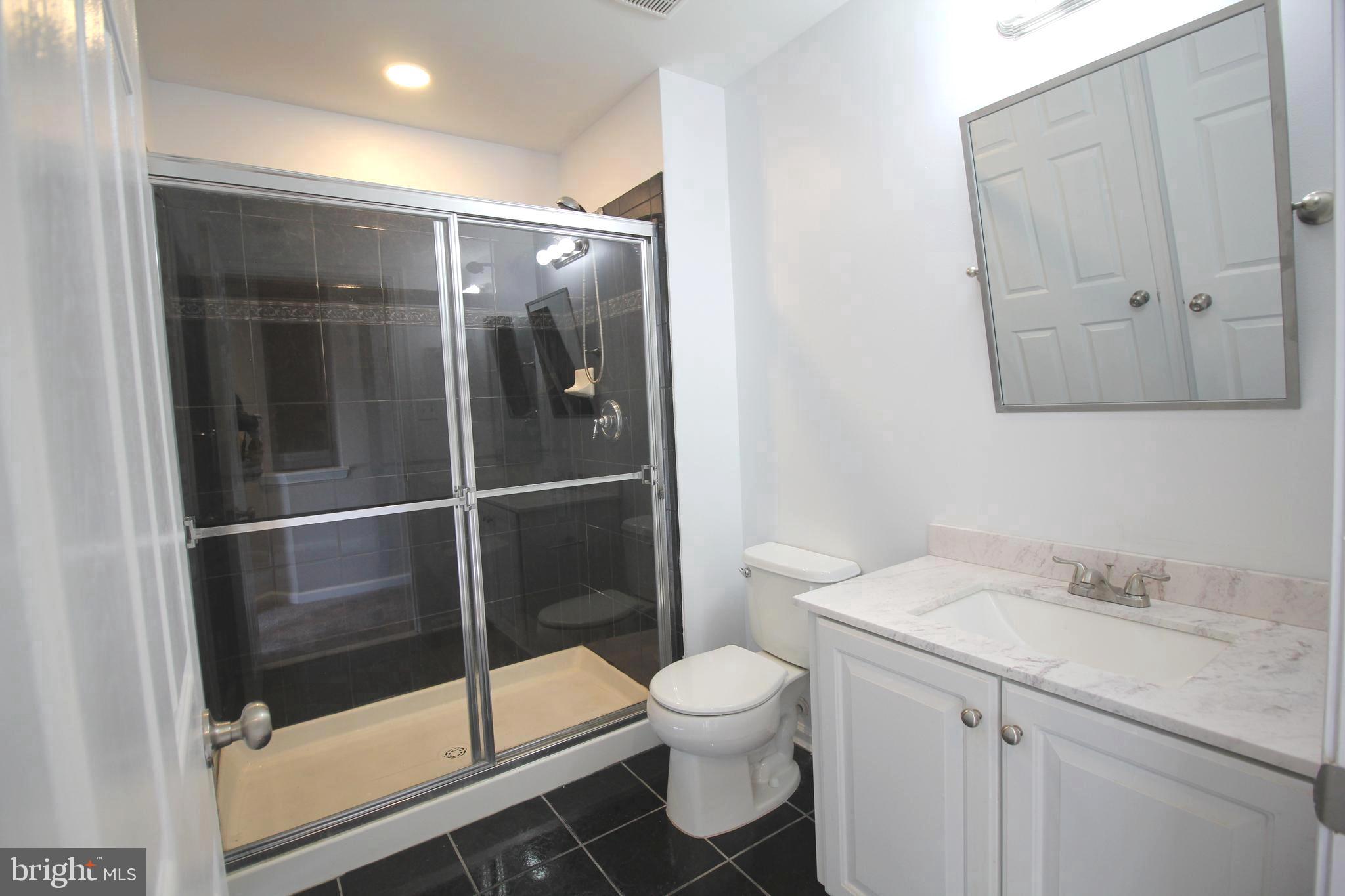 66 River Lane Riverside, NJ 08075 - Photo 29 of 36 2nd Master Bathroom