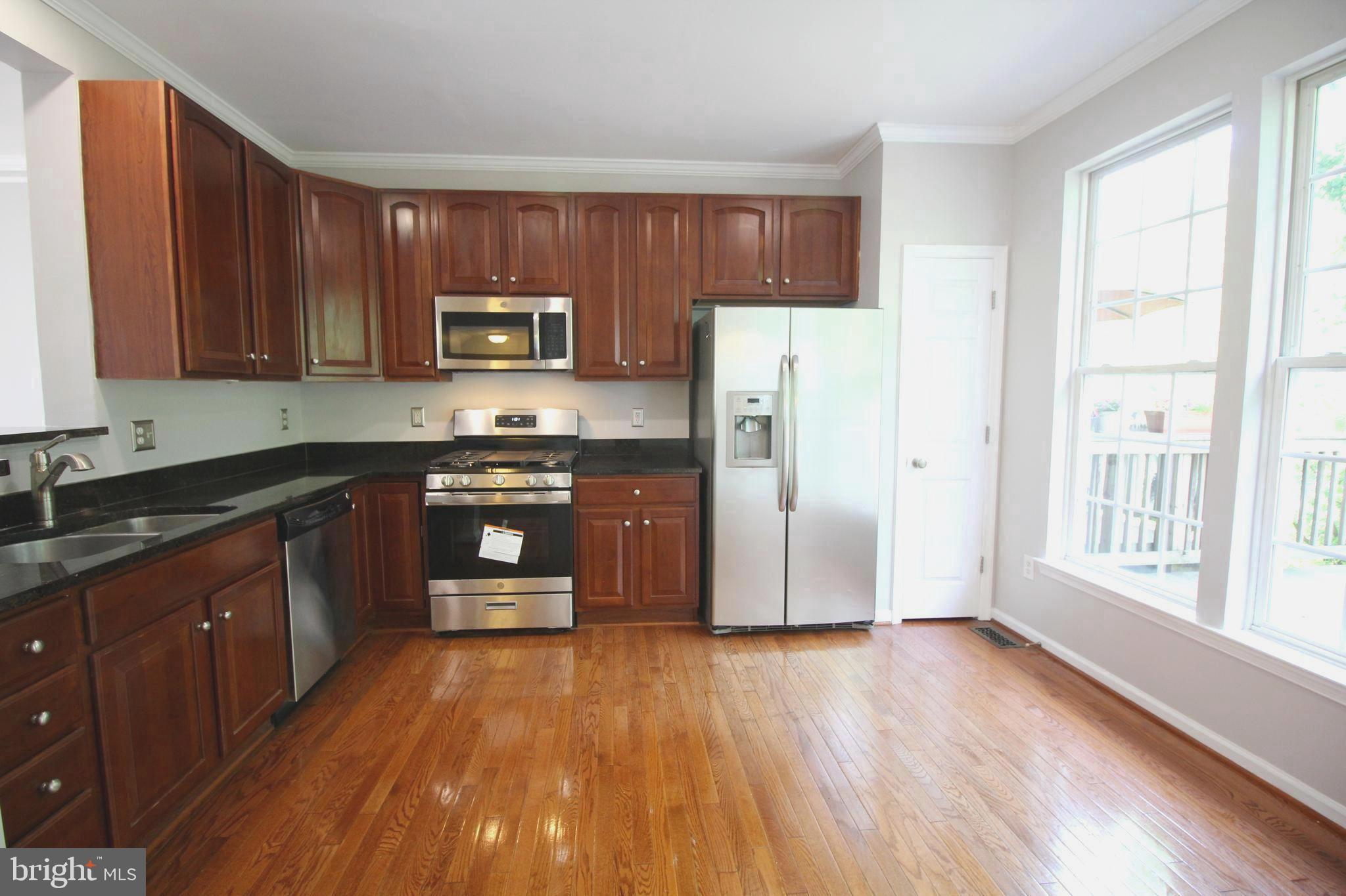 66 River Lane Riverside, NJ 08075 - Photo 8 of 36