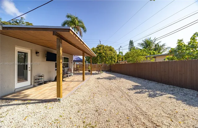 a view of outdoor space