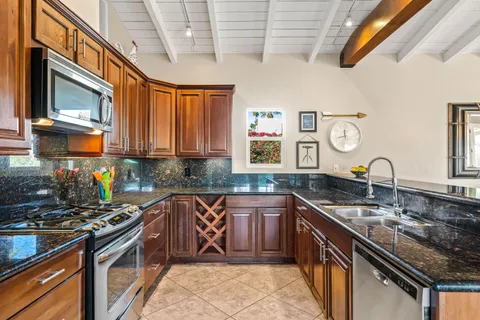 $2,580,000 | 484 West Stevens Road, Palm Springs, CA 92262