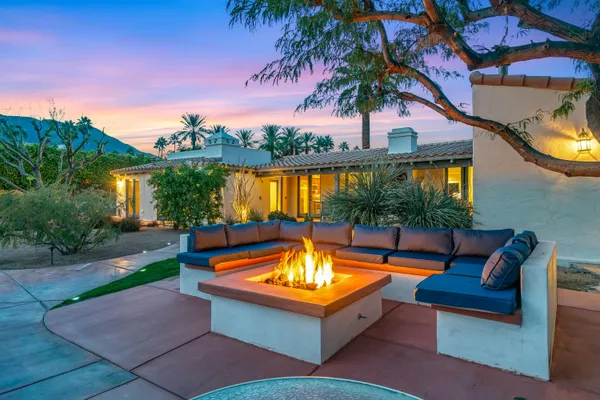 $2,580,000 | 484 West Stevens Road, Palm Springs, CA 92262