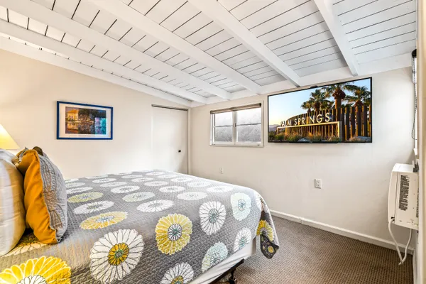 $2,580,000 | 484 West Stevens Road, Palm Springs, CA 92262